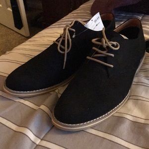 Men’s dress shoes